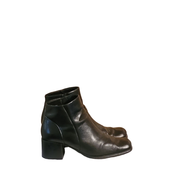Women Vintage Leather Black Chunky Heel Ankle Boots By Croft and Barrow Size 10M - Picture 6 of 9